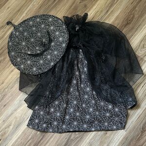 Pottery Barn Kids - Glow In The Dark Witch Costume